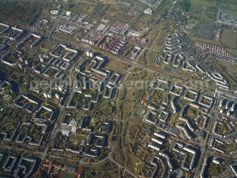 Berlin from above - Skyscrapers in the residential area of industrially manufactured settlement at the Crossroads Wuhletalstrasse and Maerkische Allee in Berlin in Germany