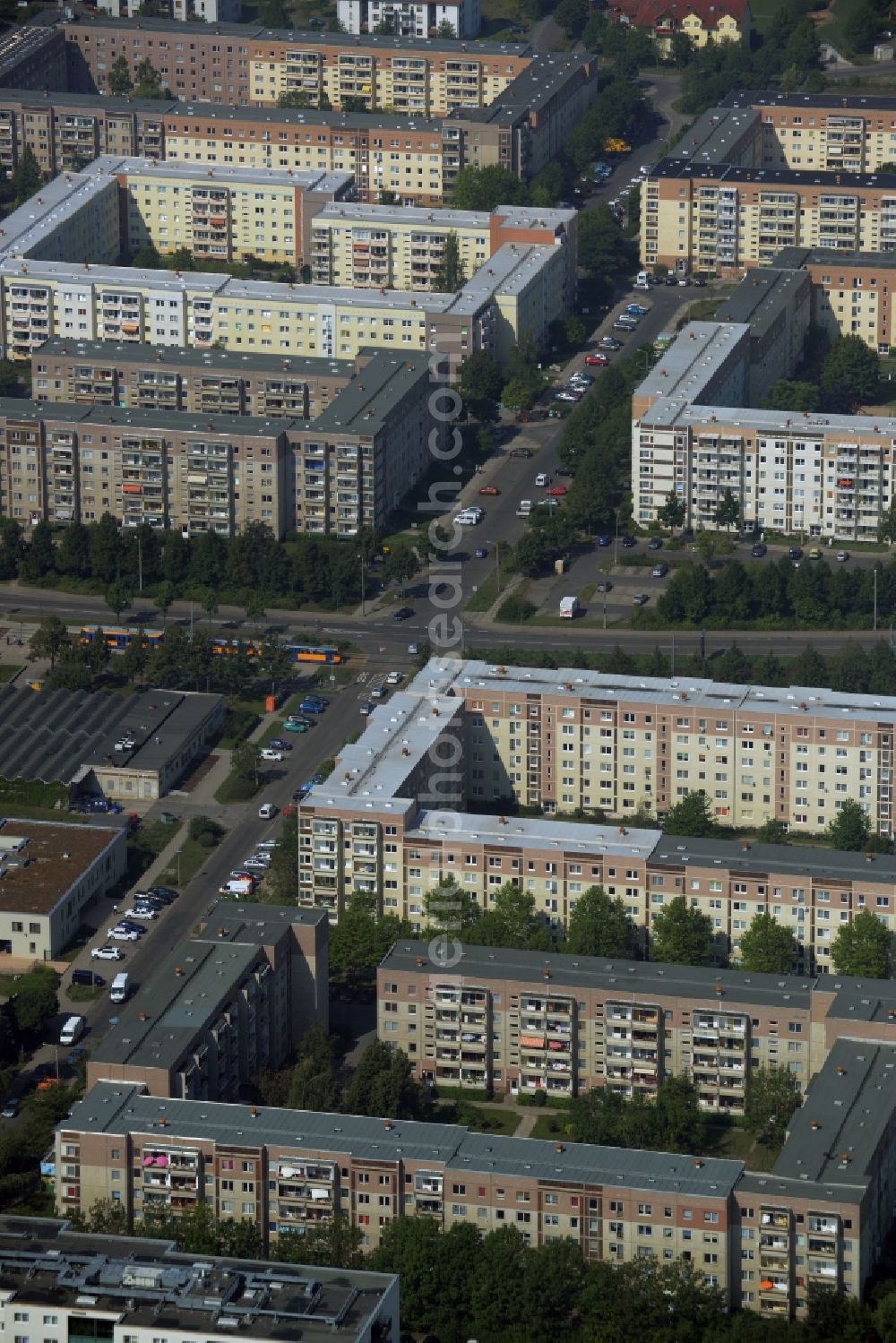 Leipzig from the bird's eye view: Skyscrapers in the residential area of industrially manufactured settlement at the Heiterblickallee in Leipzig in the state Saxony