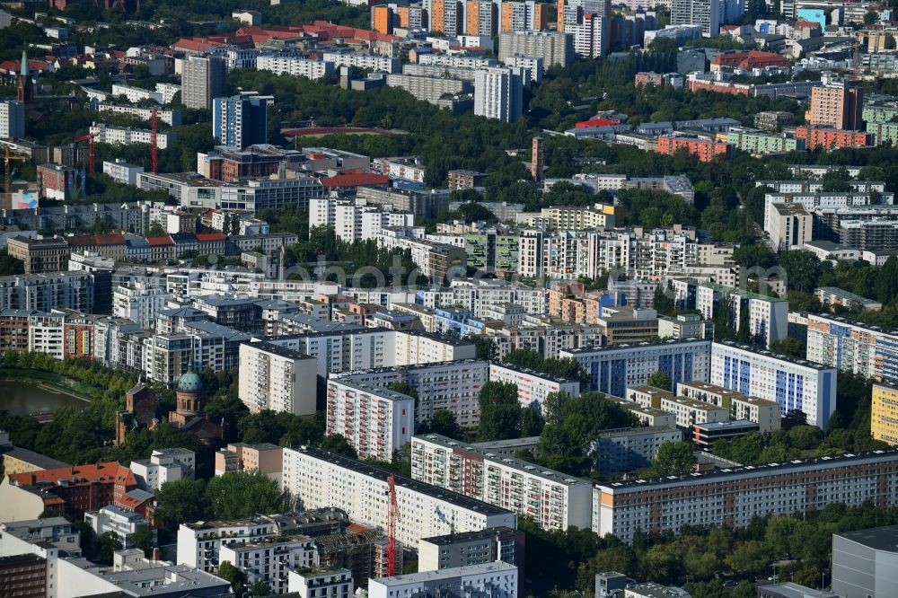 Aerial image Berlin - Skyscrapers in the residential area of industrially manufactured settlement on Michaelkirchstrasse in the district Mitte in Berlin, Germany