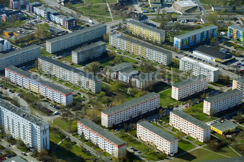 Schwedt/Oder from above - Skyscrapers in the residential area of industrially manufactured settlement on Michail-Lomonossow-Strasse in Schwedt/Oder in the state Brandenburg, Germany