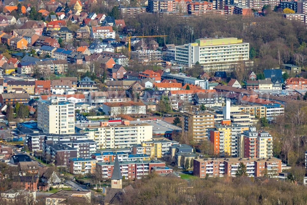 Hamm from the bird's eye view: Skyscrapers in the residential area of industrially manufactured settlement in the district Bockum-Hoevel in Hamm in the state North Rhine-Westphalia, Germany