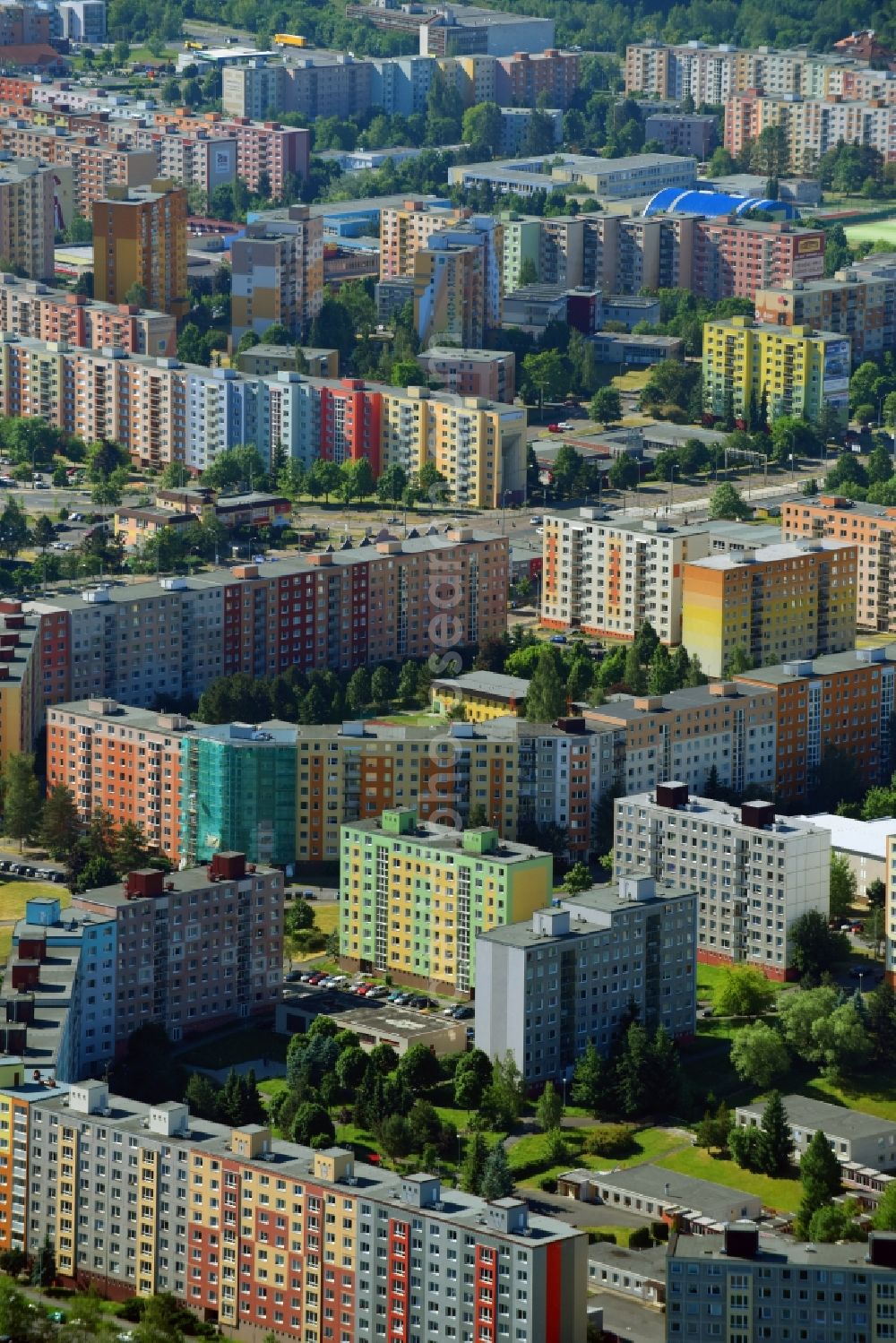 Aerial photograph Pilsen - Skyscrapers in the residential area of industrially manufactured settlement in the district Bolvec in Pilsen in Boehmen, Czech Republic