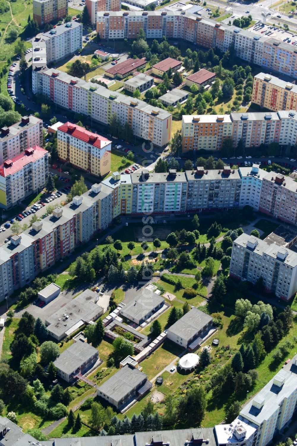 Pilsen from the bird's eye view: Skyscrapers in the residential area of industrially manufactured settlement in the district Bolvec in Pilsen in Boehmen, Czech Republic