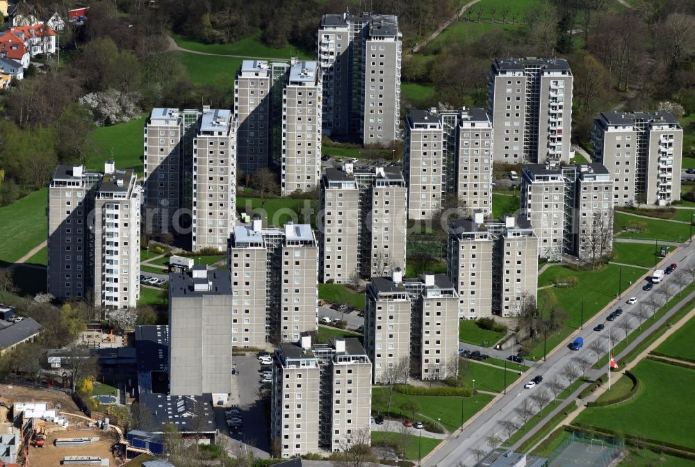 Aerial image Kopenhagen - Skyscrapers in the residential area of industrially manufactured settlement in the district Bronshoj in Copenhagen in Region Hovedstaden, Denmark