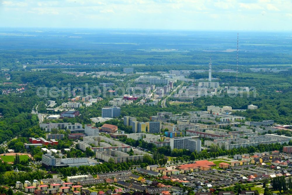 Schwerin from the bird's eye view: Skyscrapers in the residential area of industrially manufactured settlement in the district Grosser Dreesch in Schwerin in the state Mecklenburg - Western Pomerania, Germany