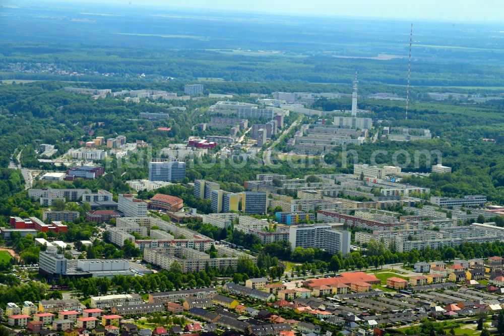 Aerial image Schwerin - Skyscrapers in the residential area of industrially manufactured settlement in the district Grosser Dreesch in Schwerin in the state Mecklenburg - Western Pomerania, Germany