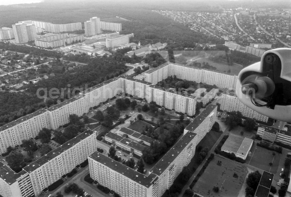 Aerial image Berlin - Residential area of industrially manufactured settlement on street Salvador-Allende-Strasse in the district Koepenick in Berlin, Germany