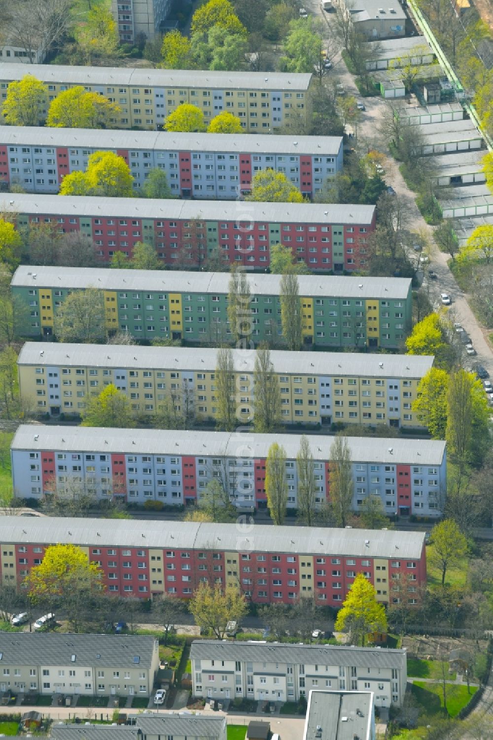 Berlin from the bird's eye view: Skyscrapers in the residential area of industrially manufactured settlement on Rosenfeld Ring in the district Lichtenberg in Berlin, Germany