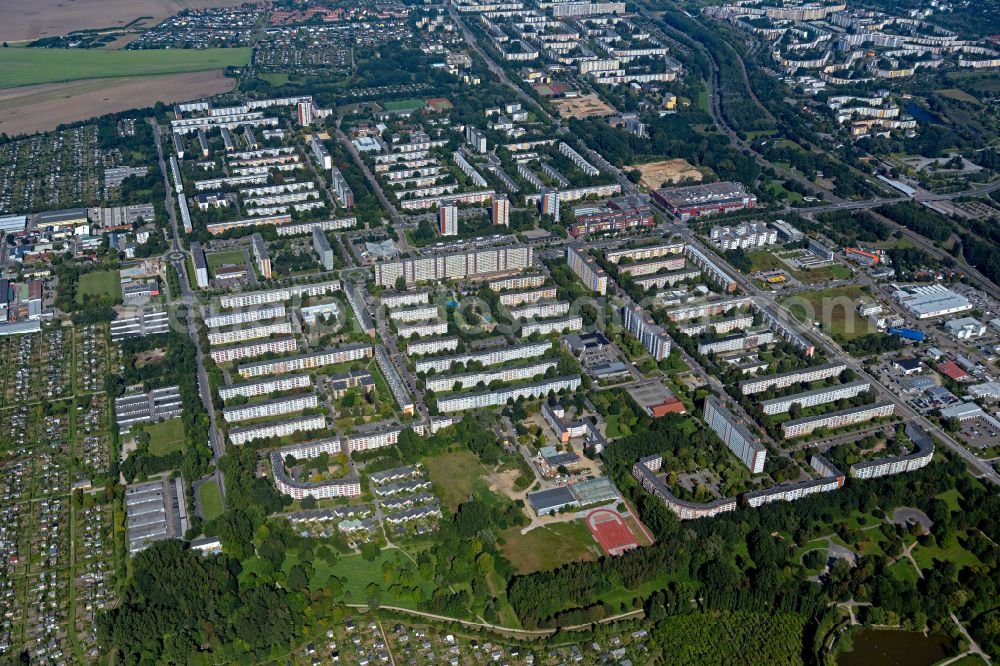 Rostock from above - Skyscrapers in the residential area of industrially manufactured settlement in the district Luetten Klein in Rostock at the baltic coast in the state Mecklenburg - Western Pomerania, Germany