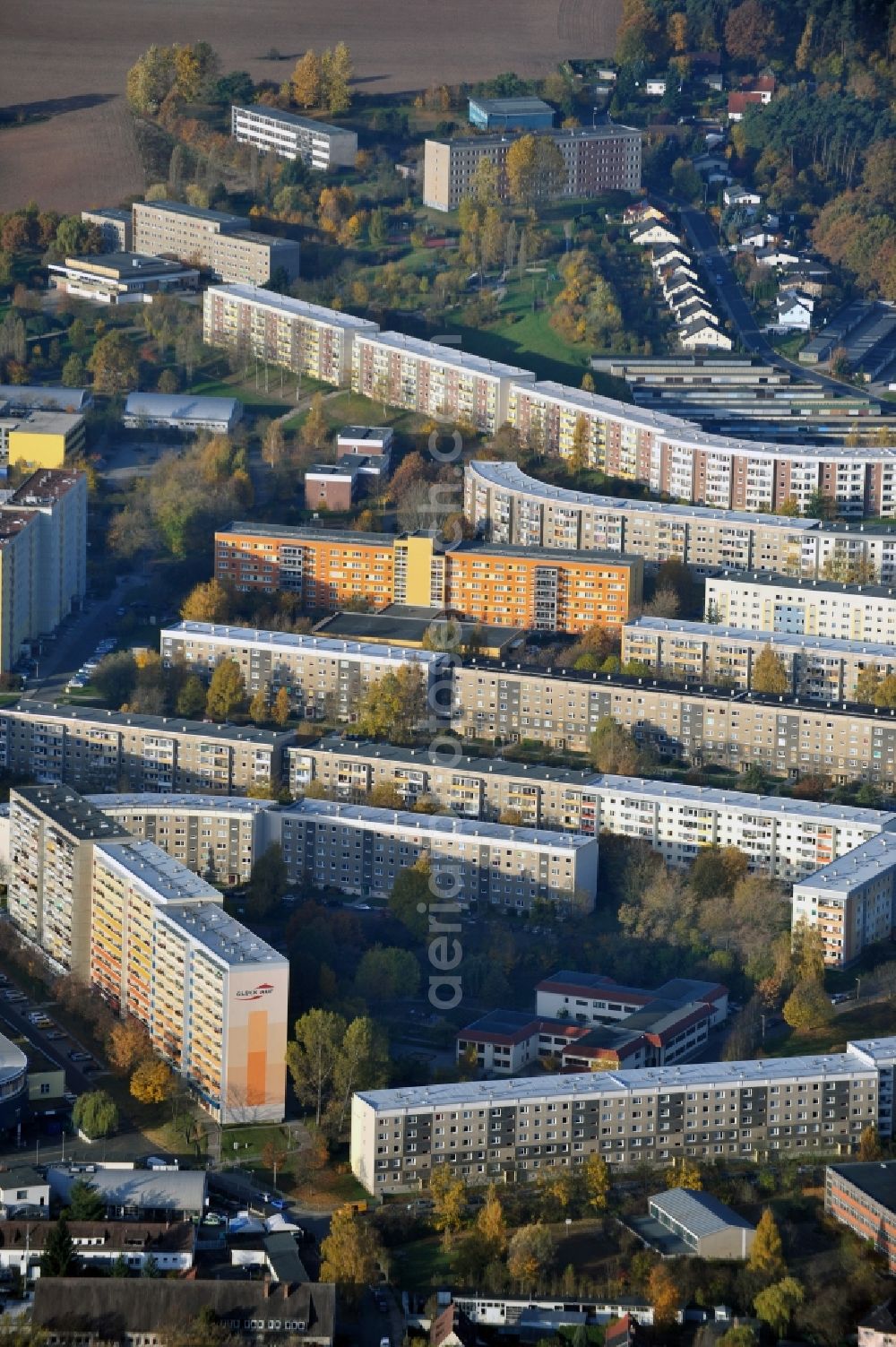 Aerial photograph Gera - Skyscrapers in the residential area of industrially manufactured settlement in the district Lusan in Gera in the state Thuringia, Germany