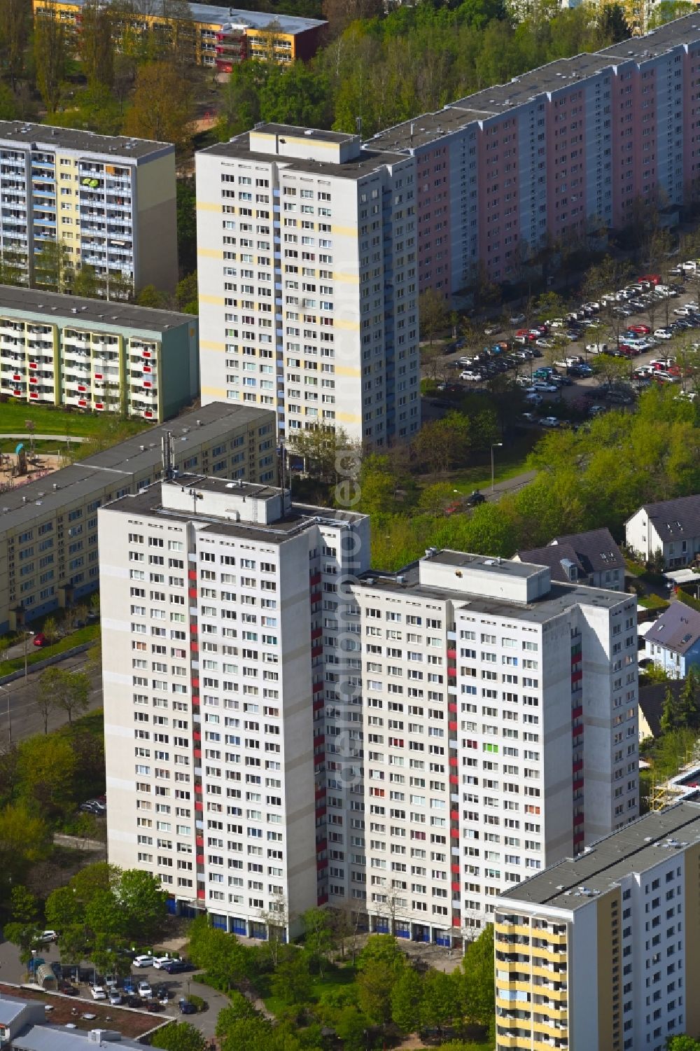 Berlin from above - Skyscrapers in the residential area of industrially manufactured settlement on Poelchaustrasse in the district Marzahn in Berlin, Germany