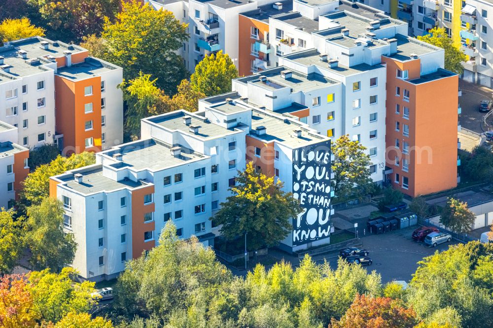 Aerial photograph Bochum - Residential area of industrially manufactured settlement on street Hustadtring in the district Querenburg in Bochum at Ruhrgebiet in the state North Rhine-Westphalia, Germany