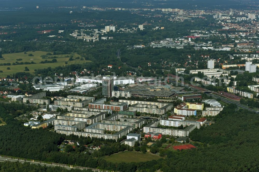 Potsdam from the bird's eye view: Skyscrapers in the residential area of industrially manufactured settlement in Potsdam in the state Brandenburg