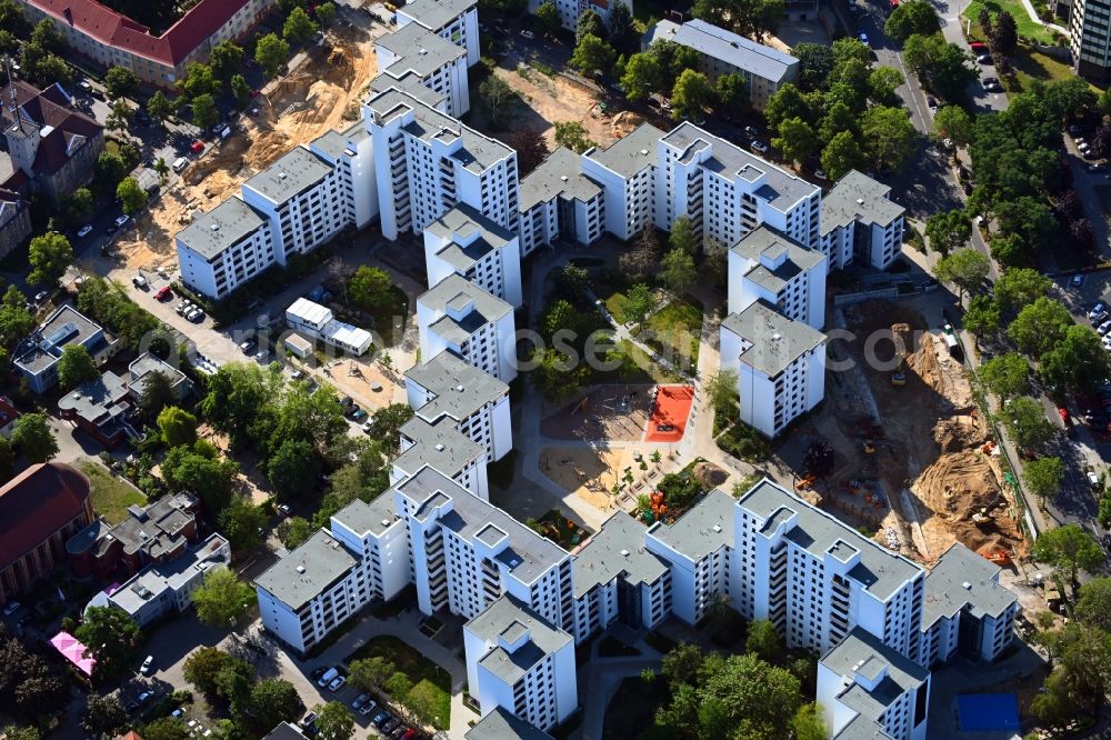 Aerial image Berlin - Skyscrapers in the residential area of industrially manufactured settlement on Rathausstrasse in the district Mariendorf in Berlin, Germany