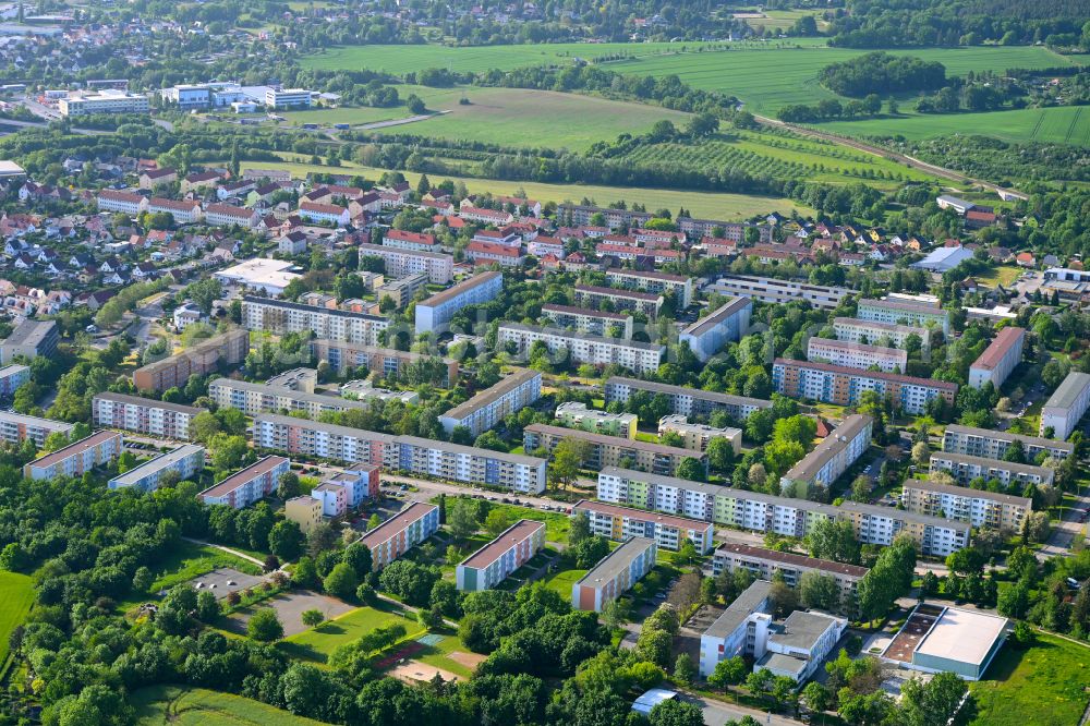 Saalfeld/Saale from above - Residential area of industrially manufactured settlement in Saalfeld/Saale in the state Thuringia, Germany