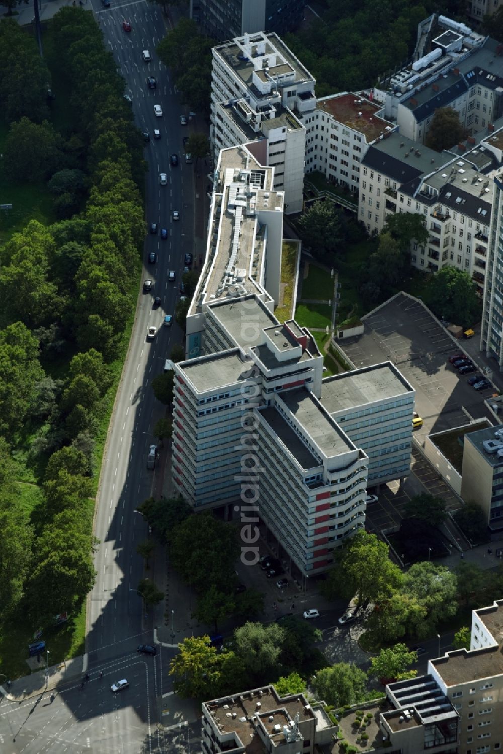 Berlin from above - Skyscrapers in the residential area of industrially manufactured settlement An of Uronia - Kurfuerstenstrasse in the district Schoeneberg in Berlin, Germany