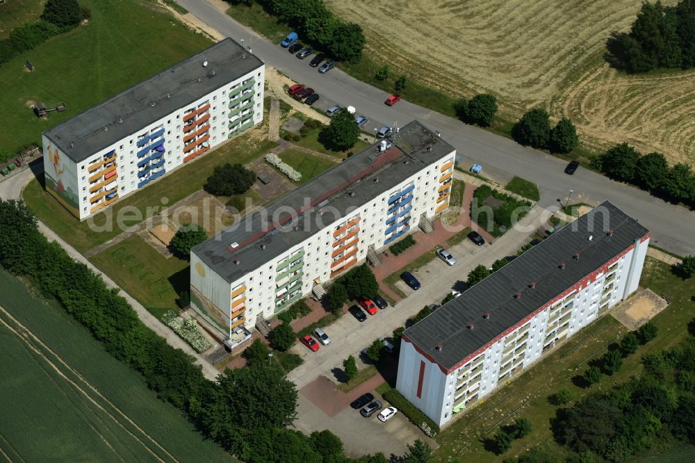 Aerial image Plau am See - Skyscrapers in the residential area of industrially manufactured settlement Vogelsang in Plau am See in the state Mecklenburg - Western Pomerania