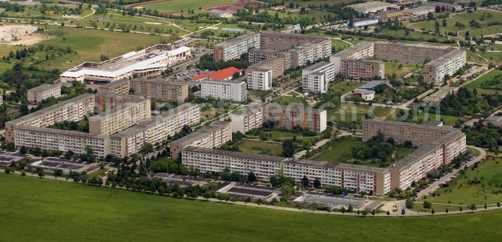 Wolfen from the bird's eye view: Skyscrapers in the residential area of industrially manufactured settlement in Wolfen in the state Saxony-Anhalt, Germany