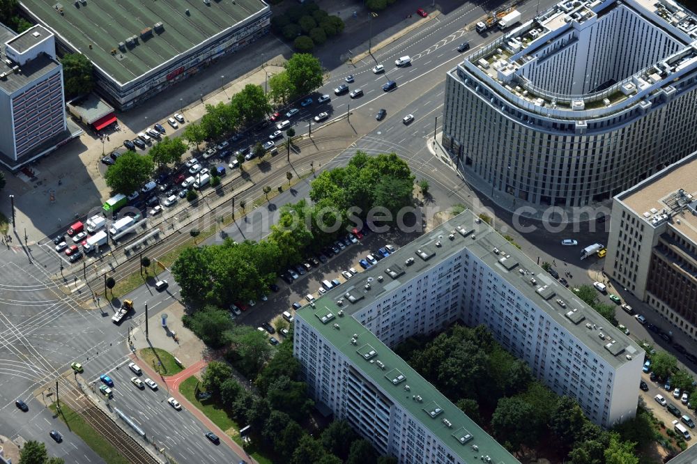 Aerial image Berlin Mitte - Residential panel at the Otto-Braun-Strasse in the Mitte district of Berlin