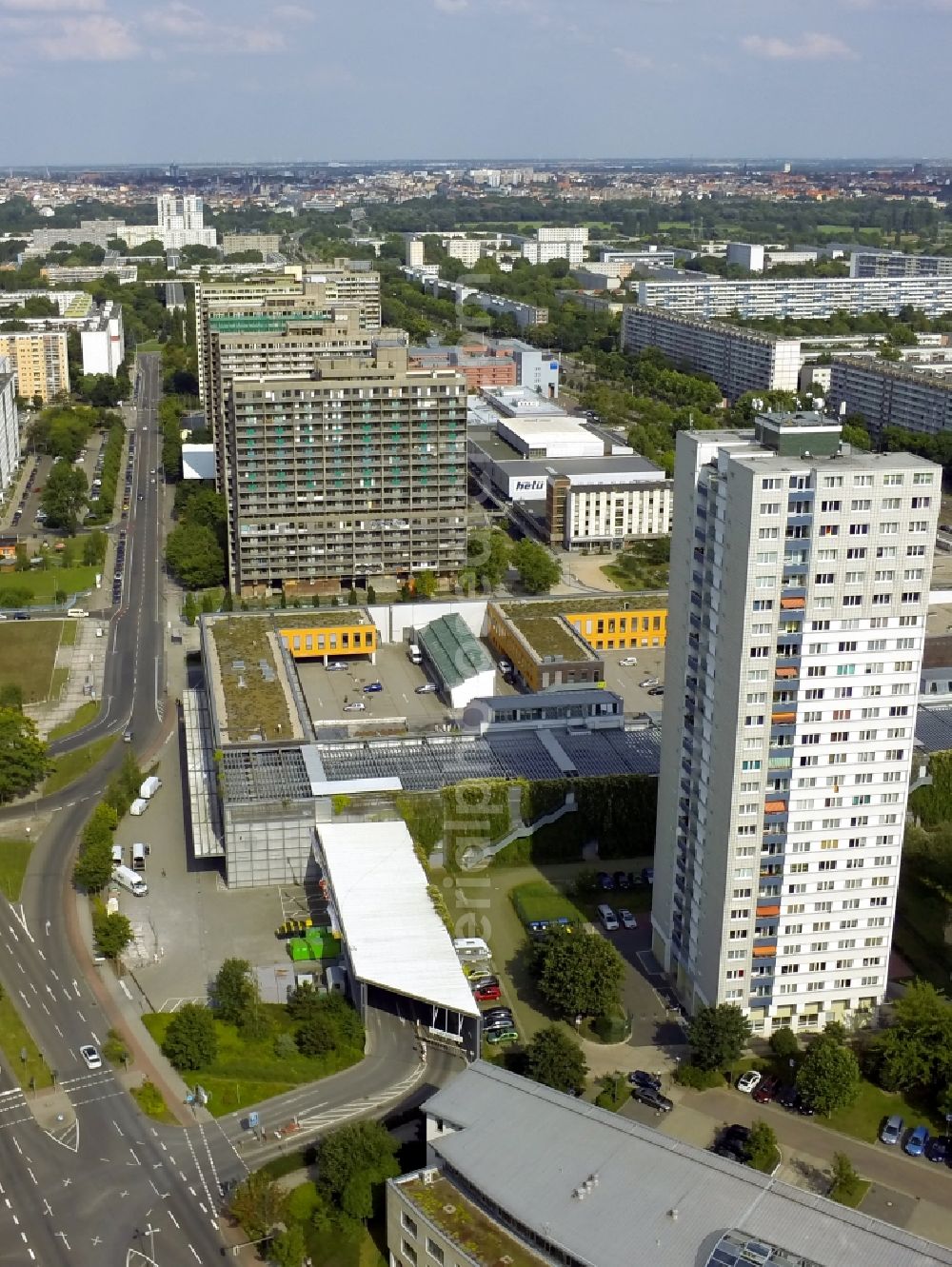 Aerial photograph Halle ( Saale ) - View of residential buildings in Halle ( Saale ) in the state Saxony-Anhalt