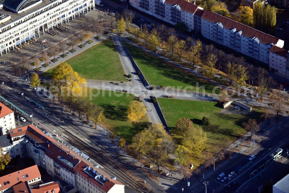 Aerial image Potsdam - View of the Platz der Einheit (Place of Unity) in Potsdam in the state Brandenburg. The Platz der Einheit is one of the big civic centres of Potsdam. Furthermore the shopping mall WilhelmGalerie is located at this place