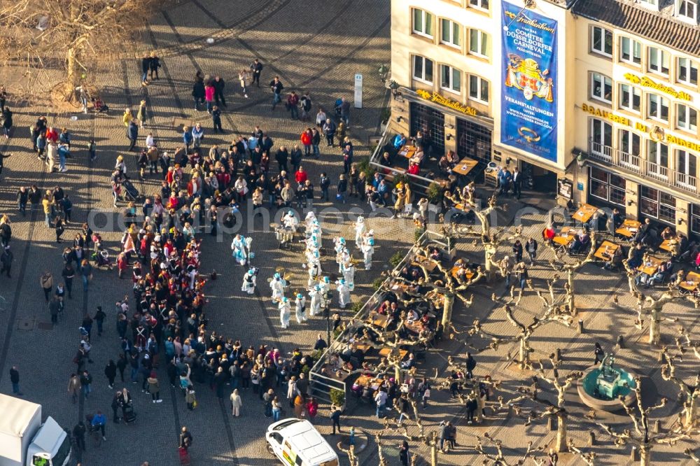 Aerial photograph Düsseldorf - Ensemble space Burgplatz in the inner city center in Duesseldorf in the state North Rhine-Westphalia, Germany