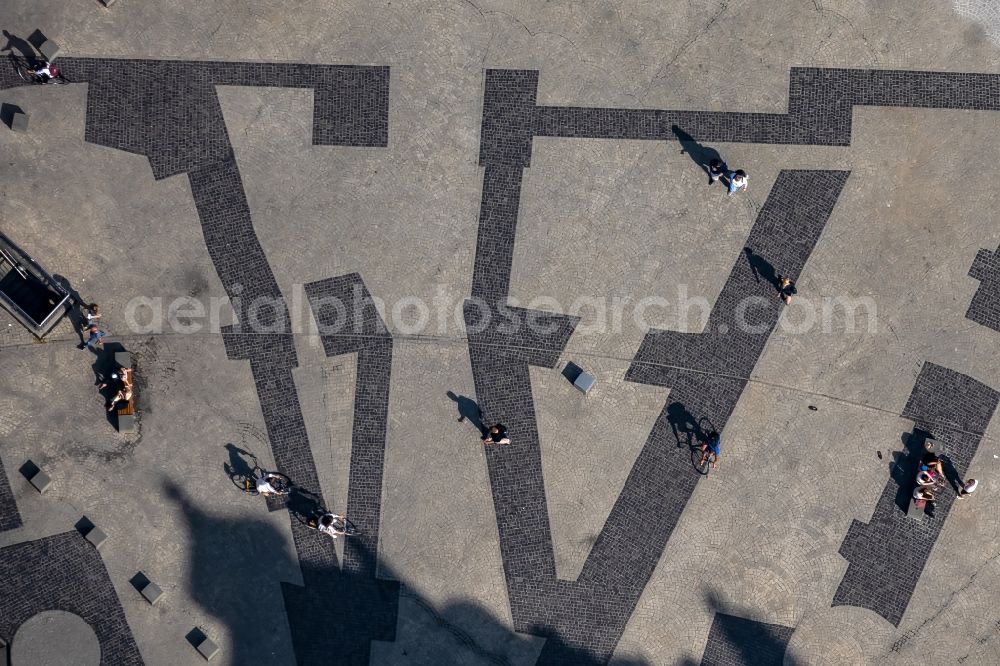 Leipzig from the bird's eye view: Ensemble space an place Burgplatz in the inner city center in the district Zentrum in Leipzig in the state Saxony, Germany