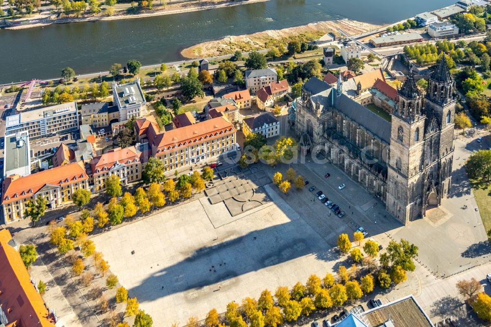 Aerial photograph Magdeburg - Ensemble space Domplatz in the inner city center in the district Zentrum in Magdeburg in the state Saxony-Anhalt, Germany