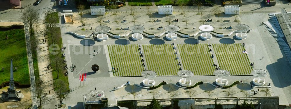 Aerial image Darmstadt - Ensemble space and place Georg-Buechner-Platz (also Georg-Buechner-Anlage) in the inner city center in Darmstadt in the state Hesse, Germany