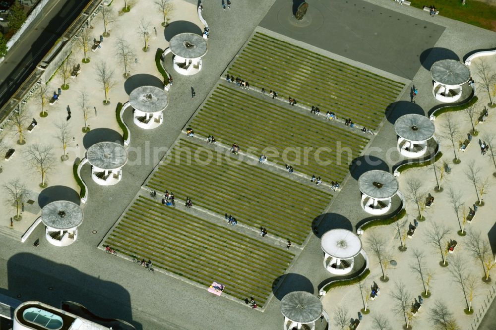 Darmstadt from above - Ensemble space and place Georg-Buechner-Platz (also Georg-Buechner-Anlage) in the inner city center in Darmstadt in the state Hesse, Germany