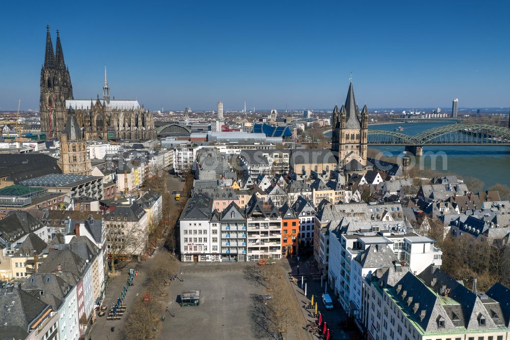 Aerial image Köln - Ensemble space an place Heumarkt in the inner city center in the district Altstadt in Cologne in the state North Rhine-Westphalia, Germany