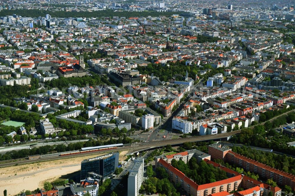 Berlin from above - Ensemble space on Innsbrucker Platz in the inner city center in the district Schoeneberg in Berlin, Germany