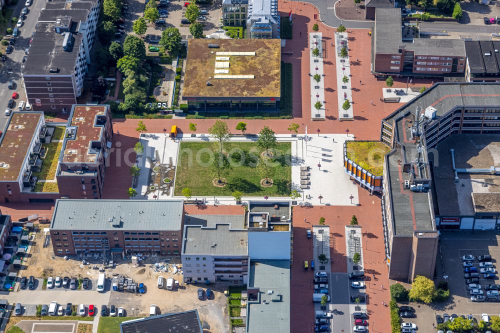 Kamp-Lintfort from the bird's eye view: Ensemble space an place Karl-Fluegel-Platz in the inner city center on street Kamperdickstrasse in Kamp-Lintfort at Ruhrgebiet in the state North Rhine-Westphalia, Germany