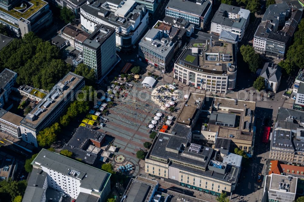 Aerial photograph Essen - Ensemble space an place Kennedyplatz in the inner city center in the district Stadtkern in Essen at Ruhrgebiet in the state North Rhine-Westphalia, Germany