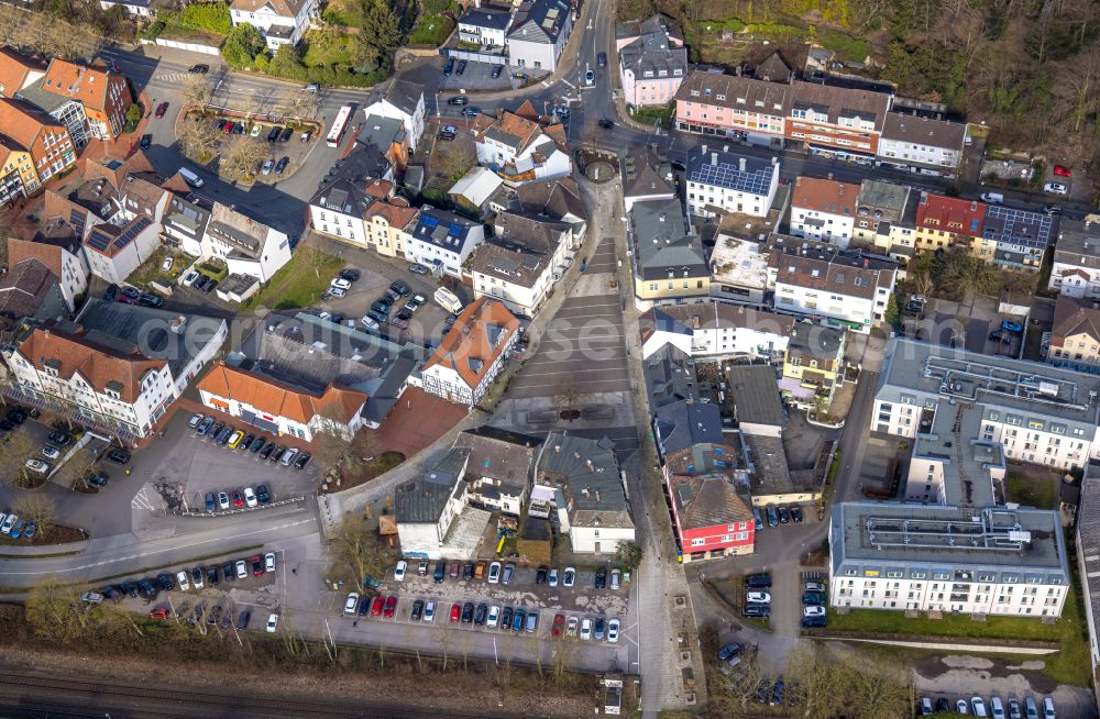 Fröndenberg/Ruhr from above - Ensemble space an place Marktplatz in the inner city center in Froendenberg/Ruhr at Sauerland in the state North Rhine-Westphalia, Germany