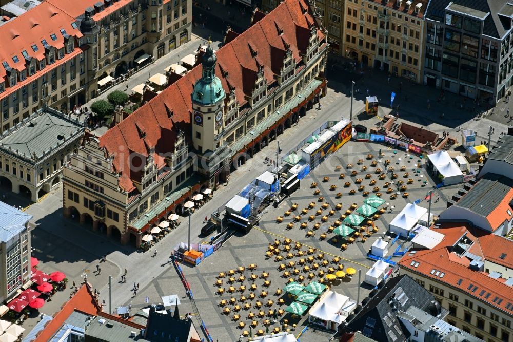 Leipzig from the bird's eye view: Ensemble space an place Marktplatz in the inner city center in the district Altstadt in Leipzig in the state Saxony, Germany