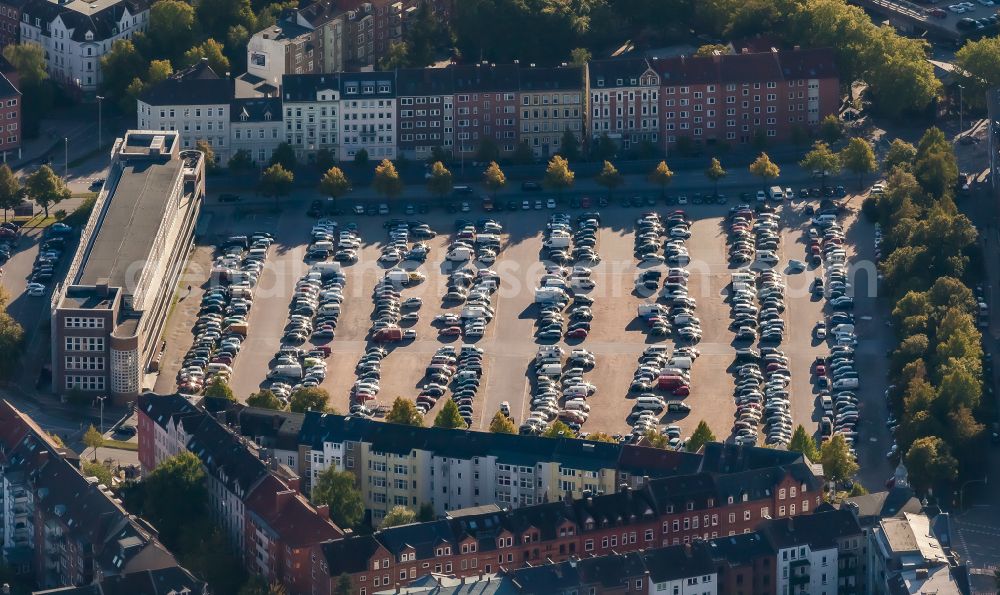 Aerial image Kiel - Ensemble space an place Wilhelmplatz in the inner city center on street Stephan-Heinzel-Strasse in the district Schreventeich in Kiel in the state Schleswig-Holstein, Germany