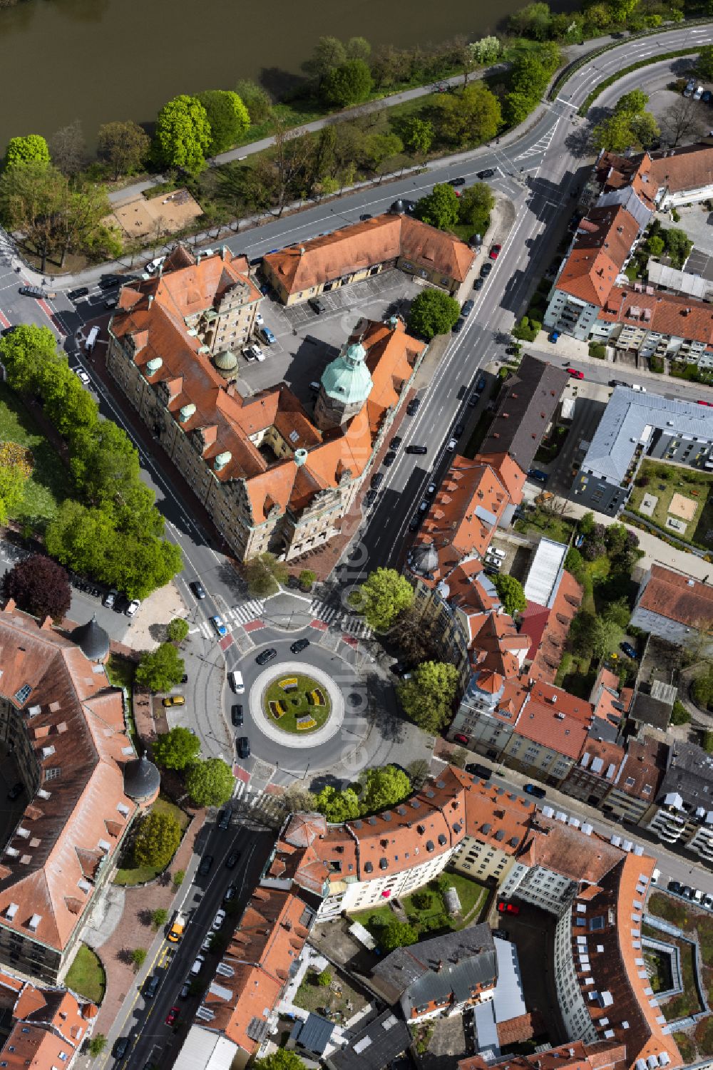 Aerial image Bamberg - Ensemble space an place Wilhelmsplatz in the inner city center in Bamberg in the state Bavaria, Germany