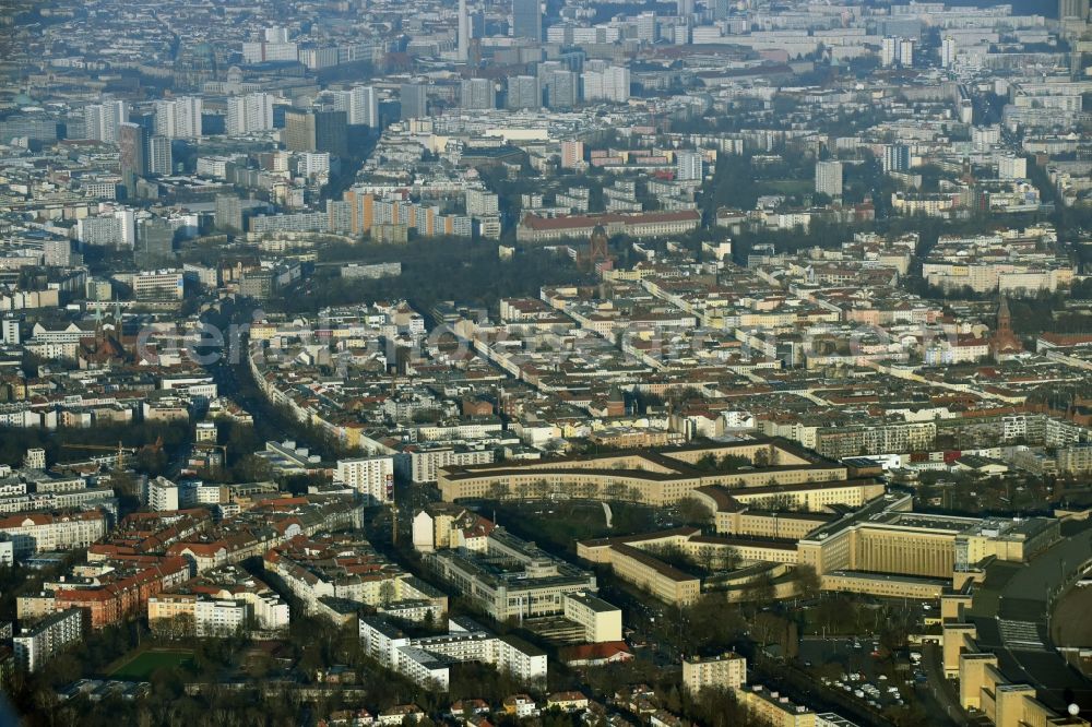 Aerial photograph Berlin - Ensemble space Platz der Luftbruecke am Clumbiadamm - Tempelhofer Damm in the inner city center in Berlin in Germany