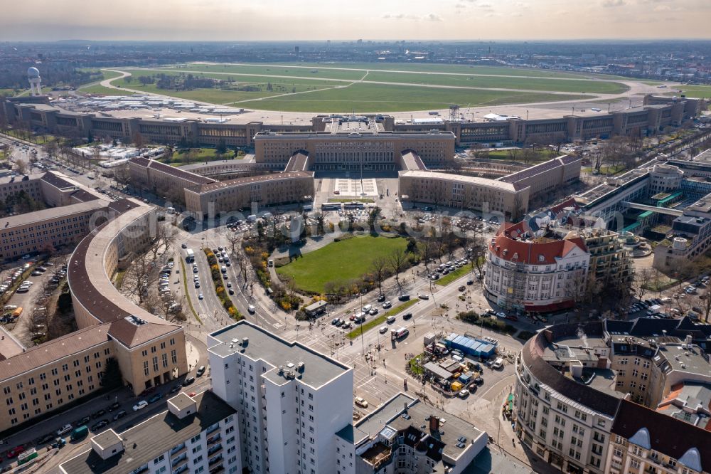 Berlin from the bird's eye view: Ensemble space place of Luftbruecke on Columbiadamm at formerly Tempelhof Airport in the inner city center in Berlin