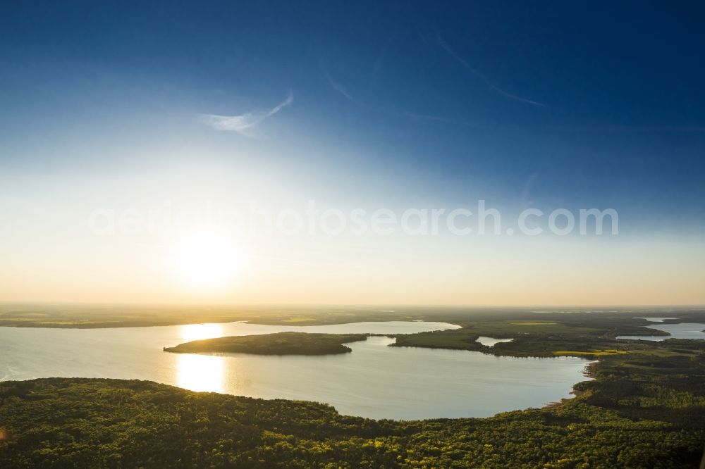 Aerial photograph Malchow - View of the lake Plauer See in the evening sun near Malchow in the state Mecklenburg-West Pomerania