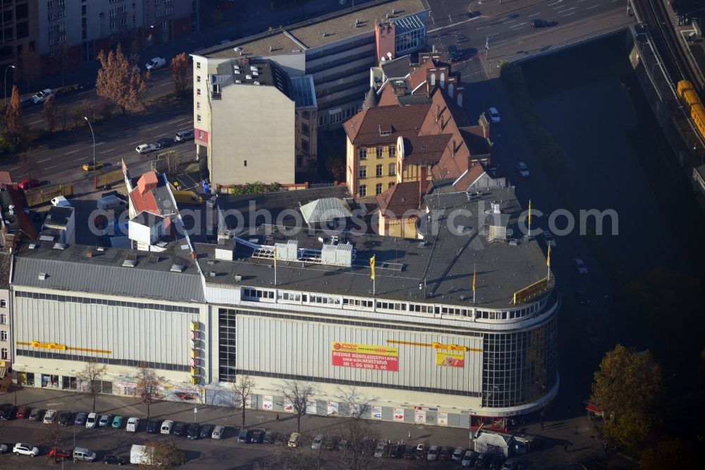 Berlin OT Kreuzberg from the bird's eye view: View of POCO Domäne furniture market in Berlin in the district Kreuzberg