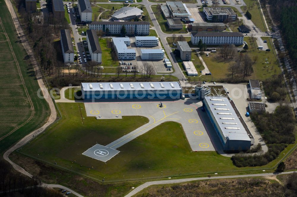 Ahrensfelde from the bird's eye view: Helicopter landing pad - airfield for helicopters of the Federal Police Aviation Squadron Blumberg on Neuer Schwanebecker Weg in the district of Blumberg in Ahrensfelde in the federal state of Brandenburg