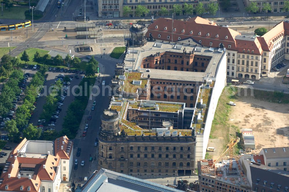 Aerial photograph Dresden - Gebäude der Polizeidirektion an der Schießgasse in der Inneren Altstadt Dresdens. Police authority building at Schießgasse in the inner historic city of Dresden.