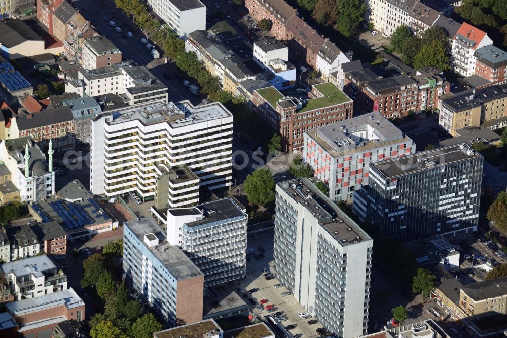 Hamburg from the bird's eye view: Police station, Islamic Community Center Hamburg mosque e.V., office building of EOS Holding GmbH and other office buildings in the district of St. Georg in Hamburg