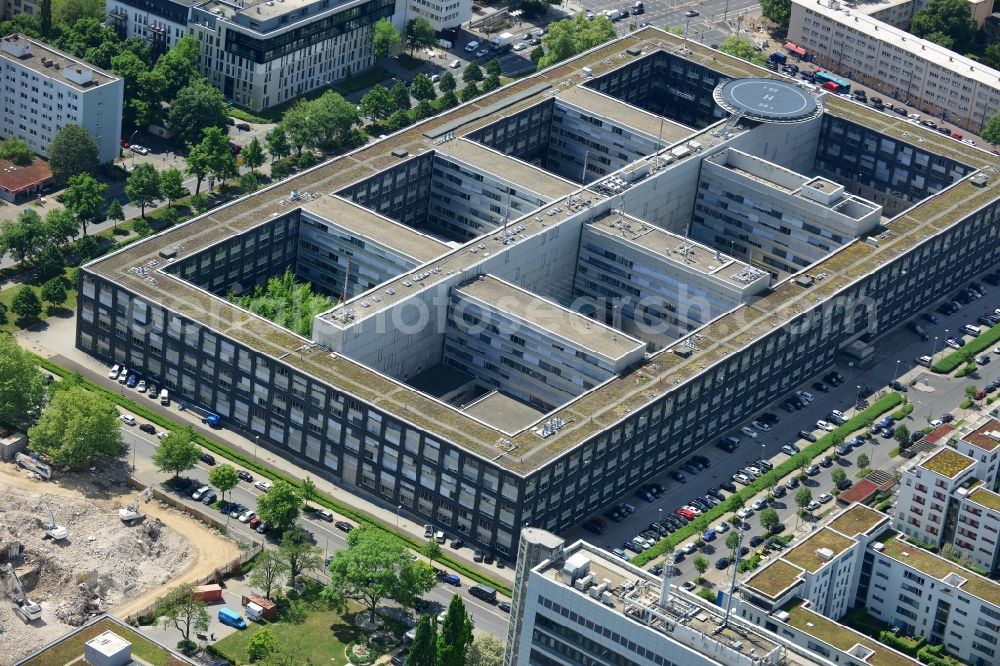 Frankfurt am Main from the bird's eye view: Building complex of the police headquarters in Frankfurt in the state Hesse