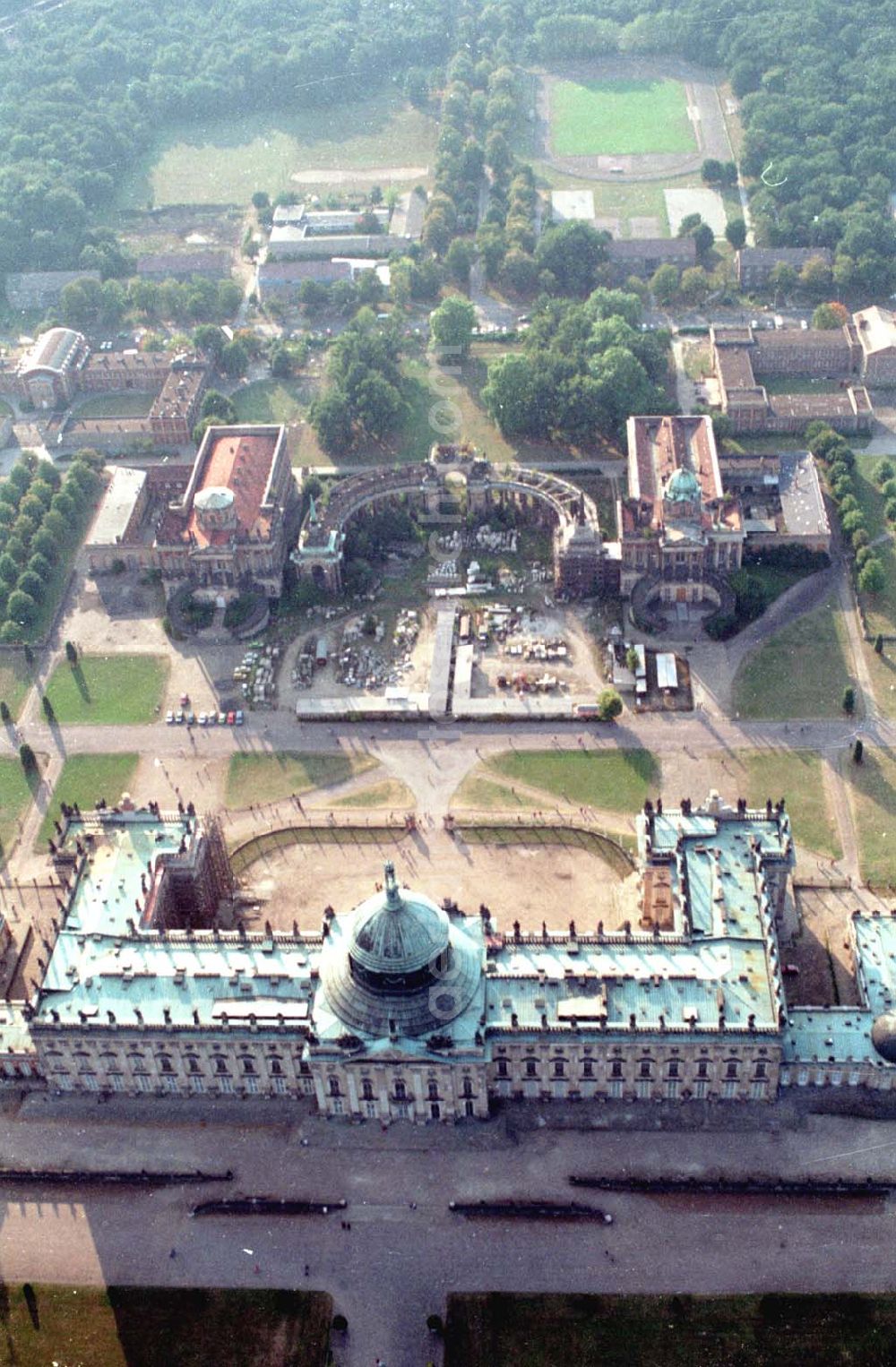 Postdam / Brandenburg from the bird's eye view: Postdam Neues Palais 1.10.1993