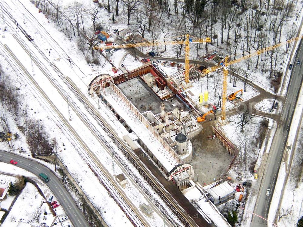 Potsdam/Brandenburg from above - 22.01.2004 Potsdam / Brandenburg Rekonstruktion des Kaiser-Bahnhofs in der Nähe vom neuen Pallee (Institut für Lehrerbildung) in Potsdam Firmen: 1) HochTief Construction AG <