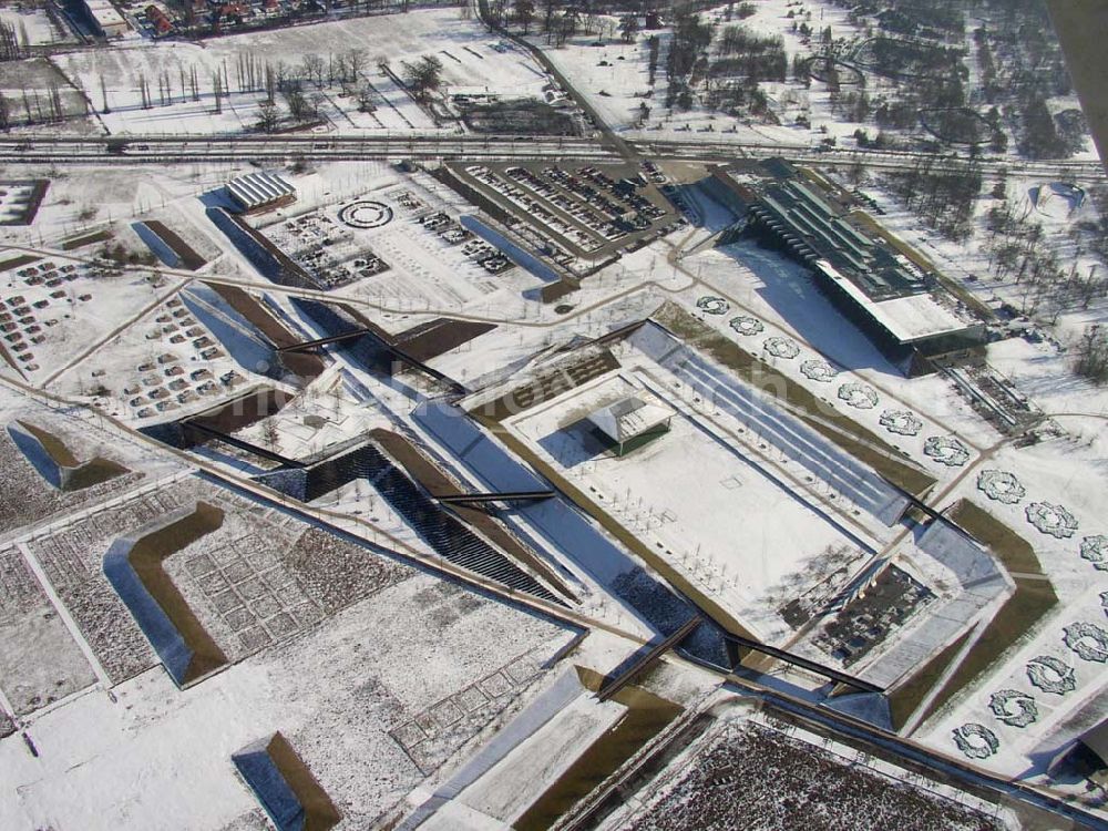 Potsdam/Brandenburg from the bird's eye view: Winterstimmung am BUGA - Gelände in Potsdam Pilot: Grahn