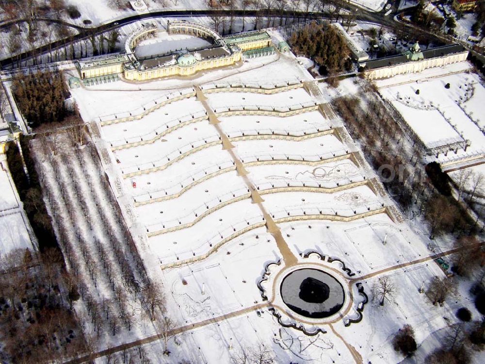 Potsdam/Brandenburg from above - 22.01.2004 Potsdam/Brandenburg Winterlandschaft am Schloß Sanssouci